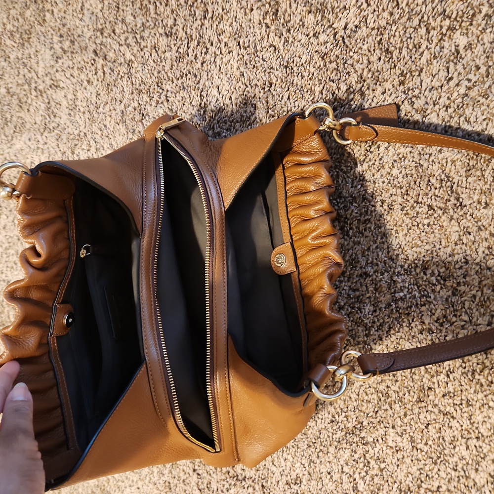 Handbag - Picture 4 of 5